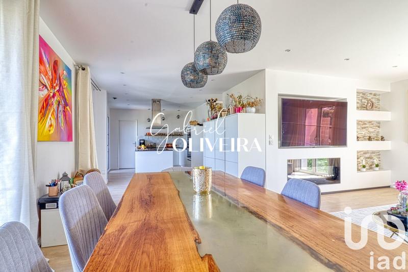 Maison - 140 m² - 7 pièces