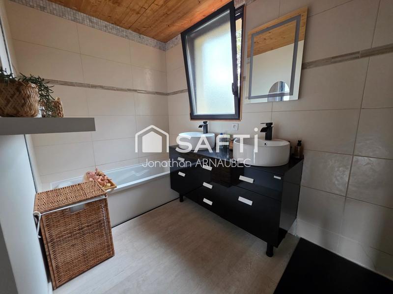 Maison - 178 m² - 6 pièces