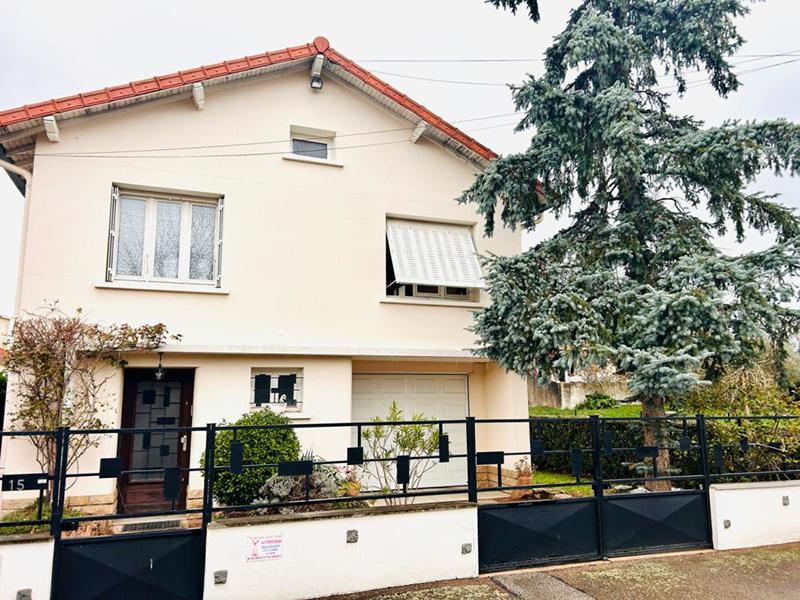 Maison - 81 m² - 4 pièces