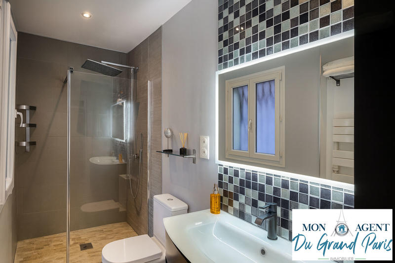 Maison - 136 m² - 6 pièces