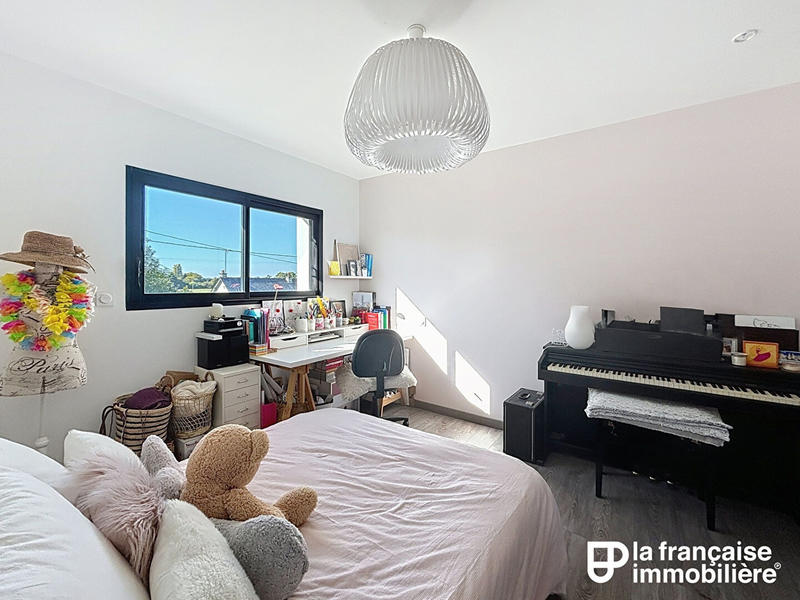 Maison - 185 m² - 6 pièces