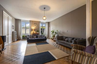 Maison - 320 m² - 13 pièces