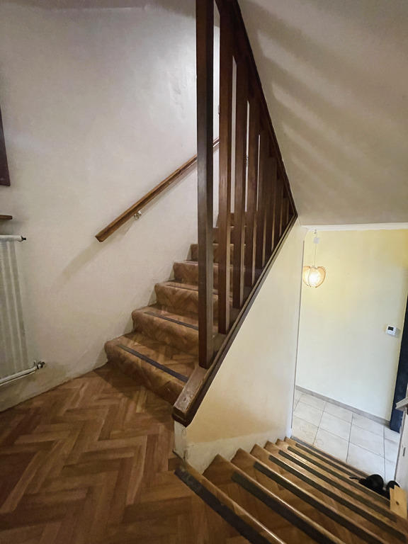 Maison - 93 m² - 5 pièces