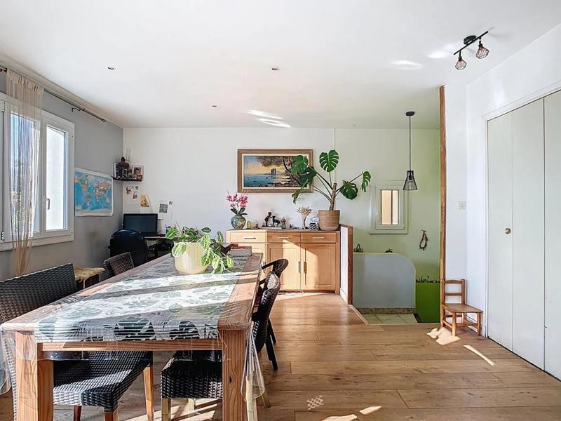 Maison - 121 m² - 4 pièces