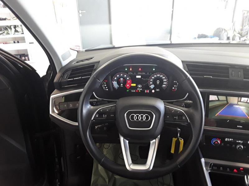 Audi Q3 1.5 Tfsi 35 150 Mhev Business Line s-Tronic 7