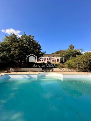 Maison - 189 m² - 5 pièces