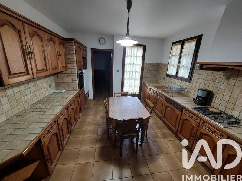 Maison - 150 m² - 8 pièces