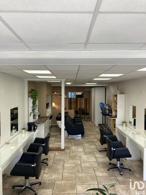 Local commercial - 102 m²