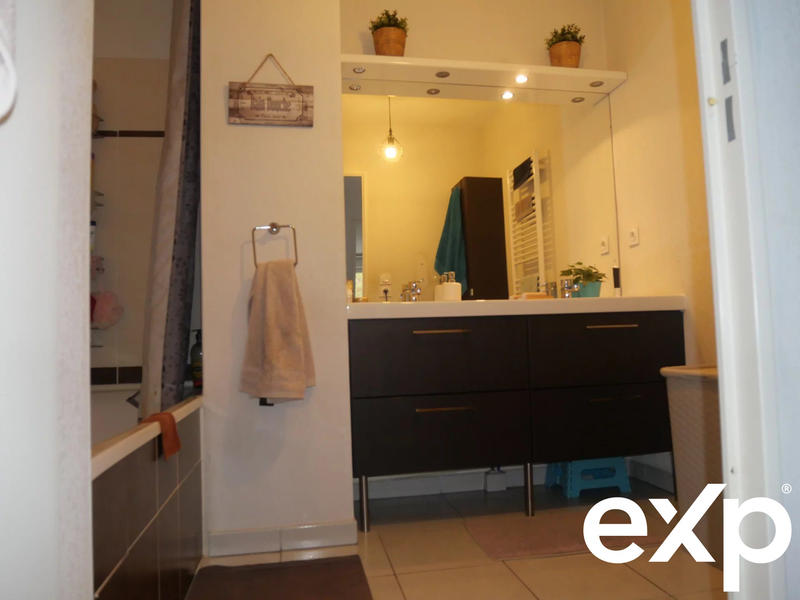 Appartement - 75 m² - 4 pièces