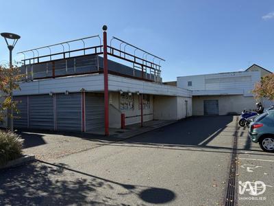Local commercial - 876 m²
