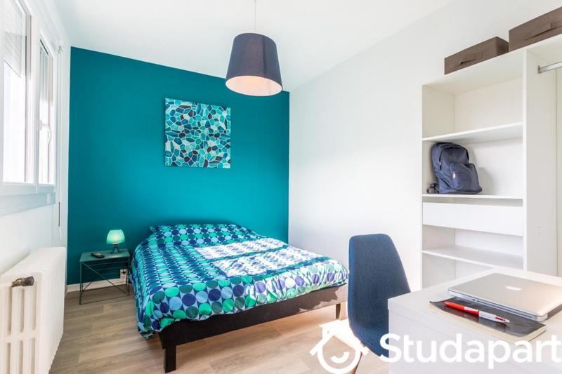 Chambre - 10 m² - 1 pièce