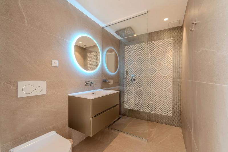 Villa - 275 m² - 7 pièces