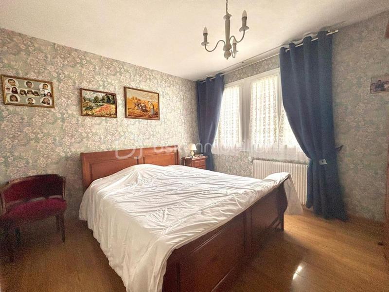 Pavillon - 85 m² - 5 pièces