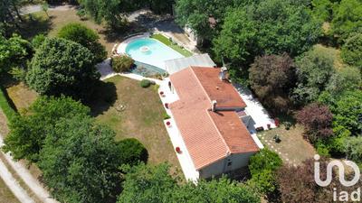 Maison - 139 m² - 5 pièces