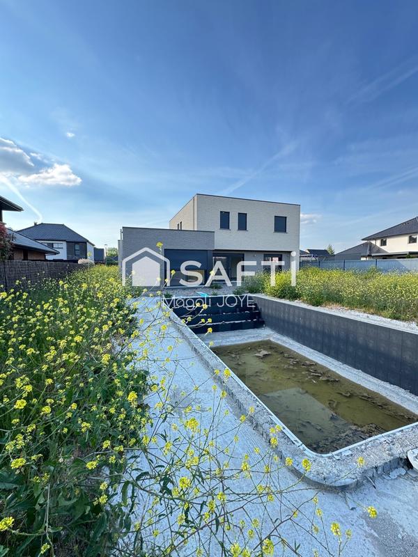 Maison - 178 m² - 8 pièces