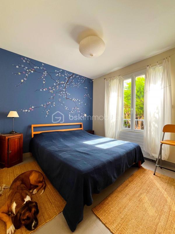 Maison - 210 m² - 6 pièces