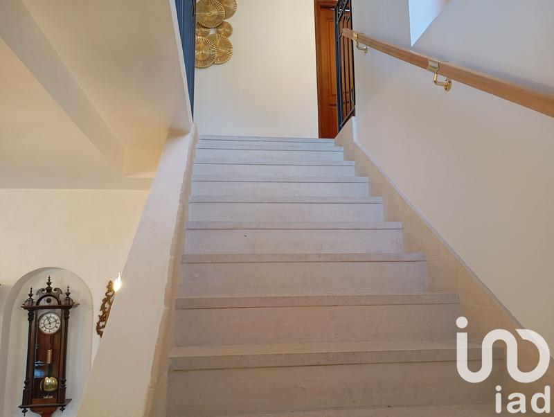 Maison - 485 m² - 10 pièces