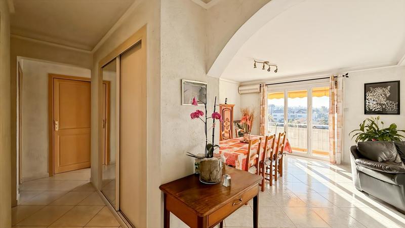 Appartement - 71 m² - 4 pièces