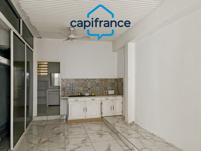 Maison - 174 m² - 7 pièces