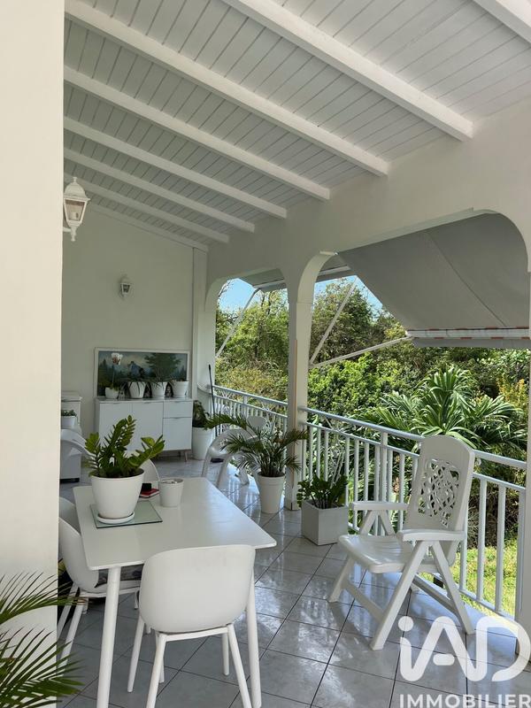 Maison - 110 m² - 6 pièces