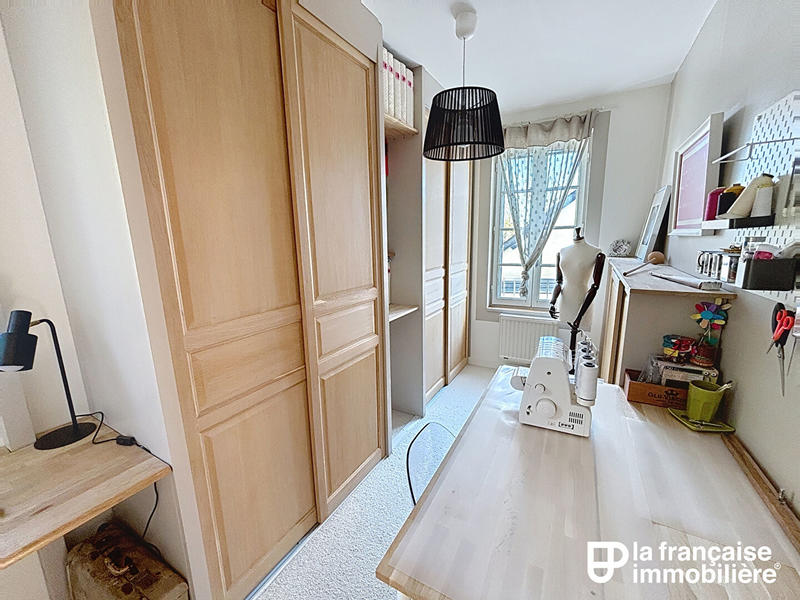 Maison - 206 m² - 8 pièces