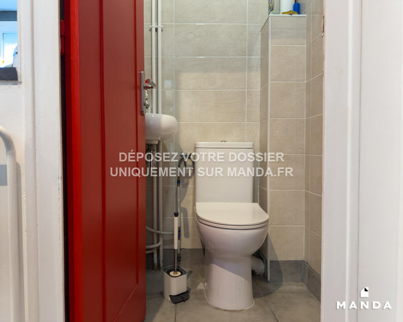 Chambre - 11 m² - 5 pièces