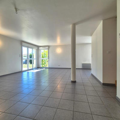 Maison - 102 m² - 4 pièces