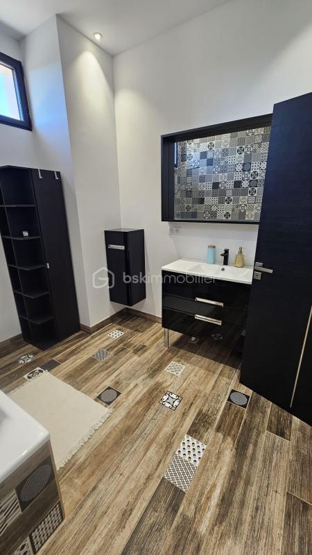 Maison - 170 m² - 4 pièces