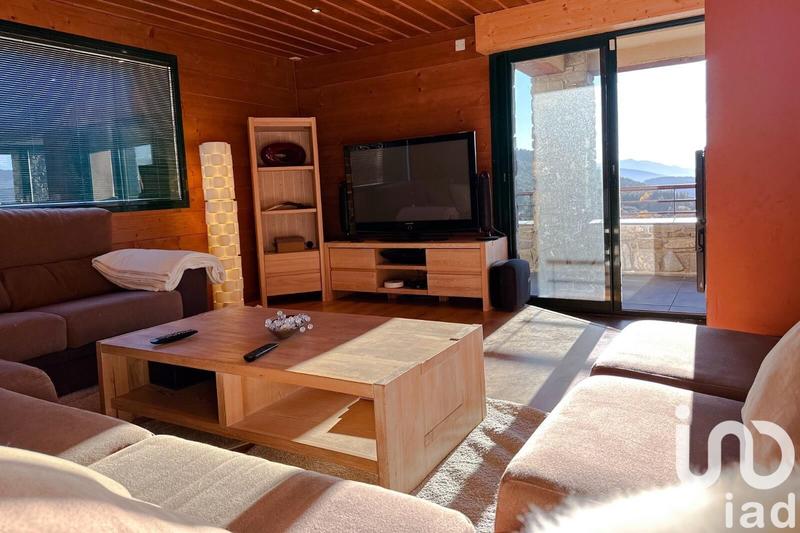 Châlet - 343 m² - 15 pièces