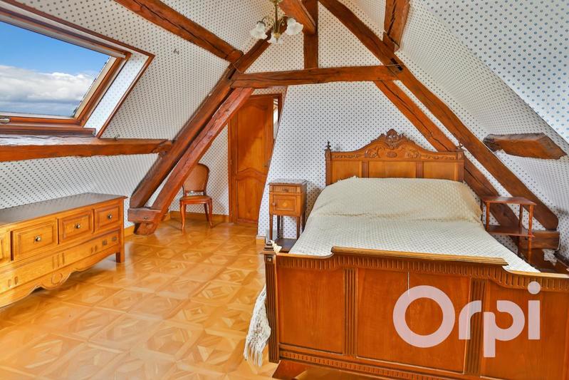 Maison - 182 m² - 7 pièces