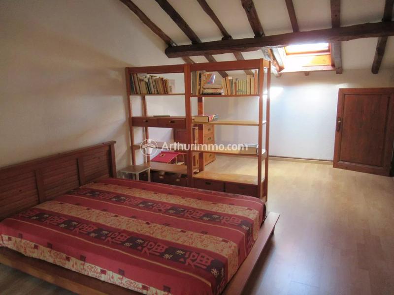 Maison - 274 m² - 8 pièces