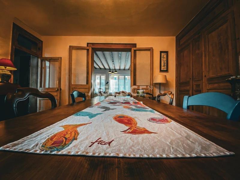 Maison bourgeoise - 242 m² - 8 pièces