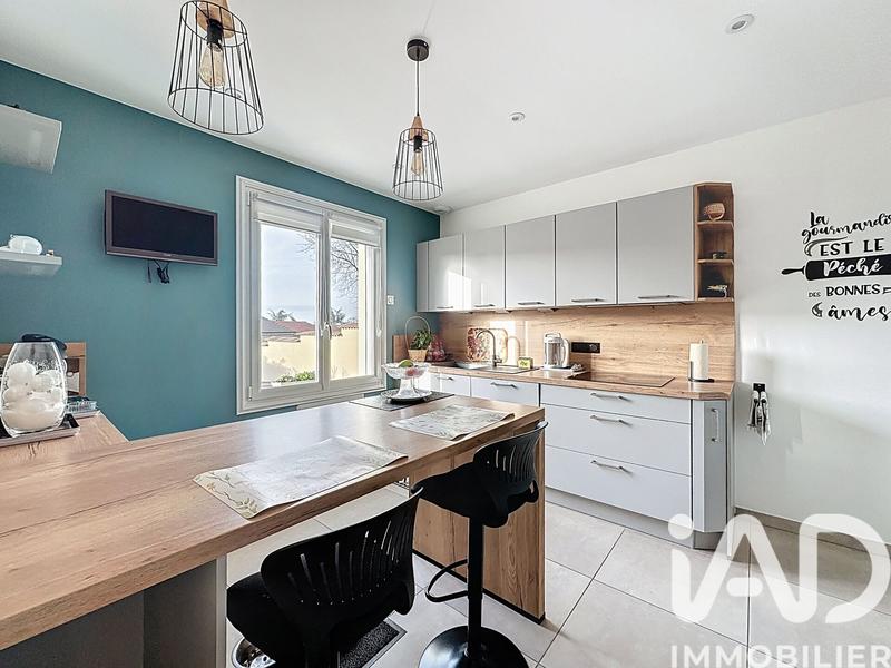 Maison - 88 m² - 4 pièces