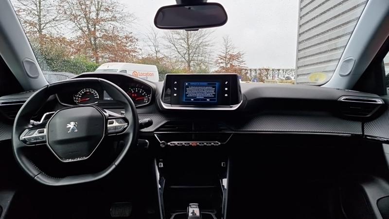 Peugeot 2008 bluehdi 130 ss eat8 active business