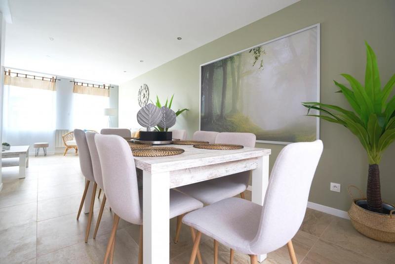 Maison - 152 m² - 8 pièces