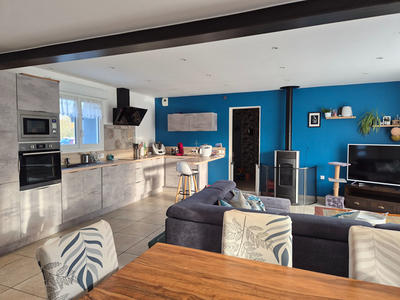 Maison - 103 m² - 4 pièces