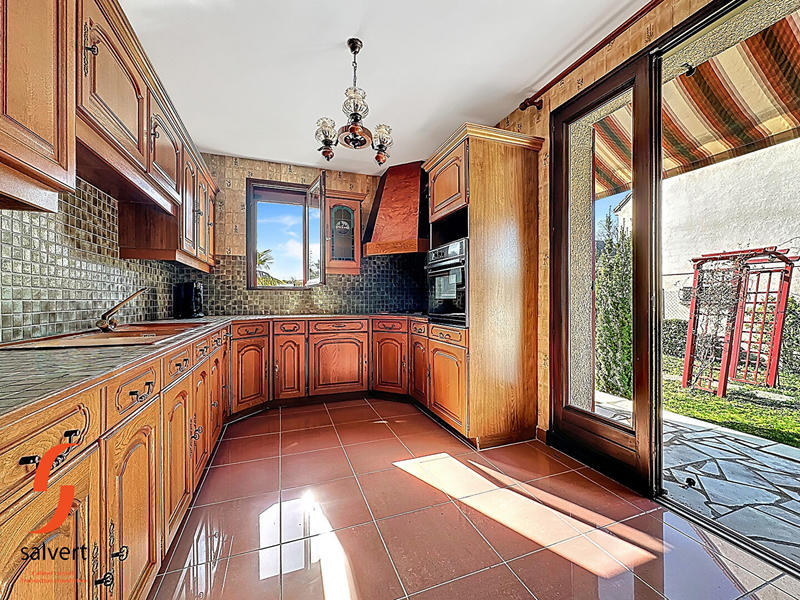 Maison - 136 m² - 5 pièces