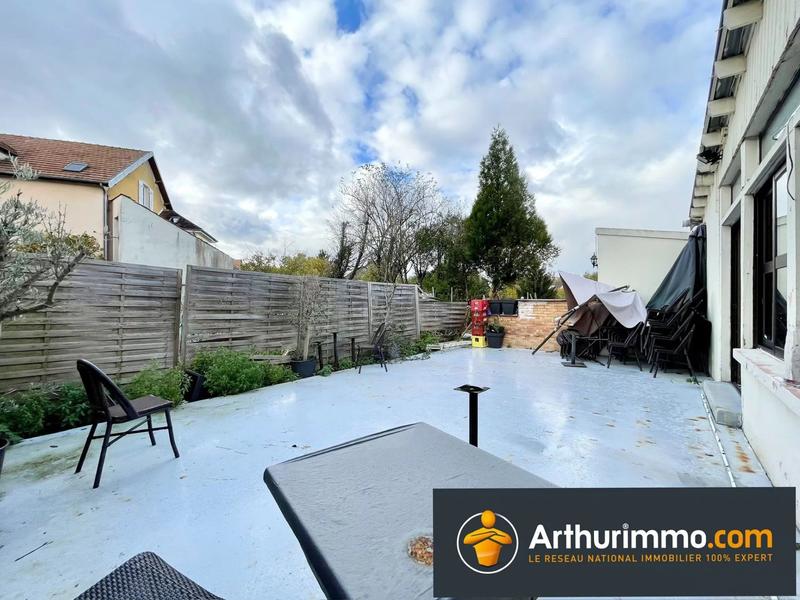 Immeuble - 315 m² - 13 pièces