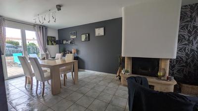 Maison - 98 m² - 5 pièces