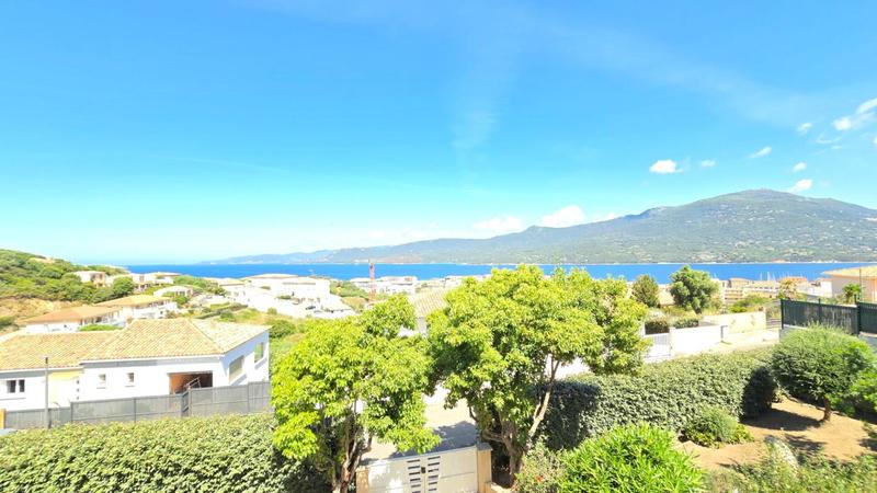 Villa - 103 m² - 5 pièces