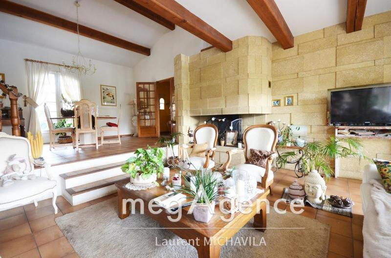 Maison - 140 m² - 8 pièces