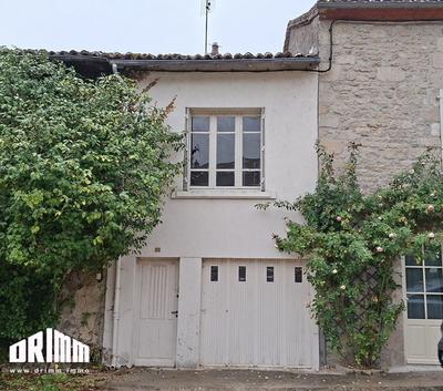 Maison de village - 200 m² - 10 pièces