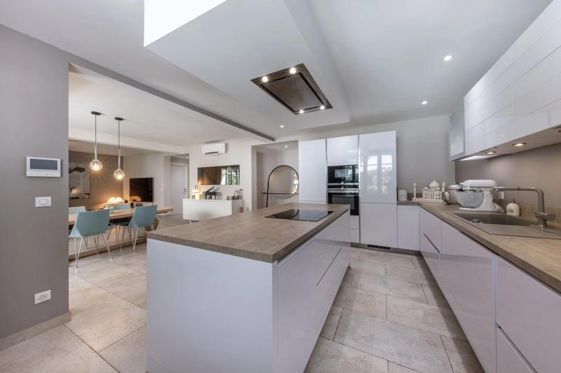 Villa - 200 m² - 7 pièces