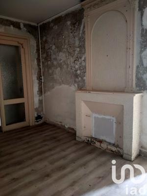 Maison - 180 m² - 8 pièces