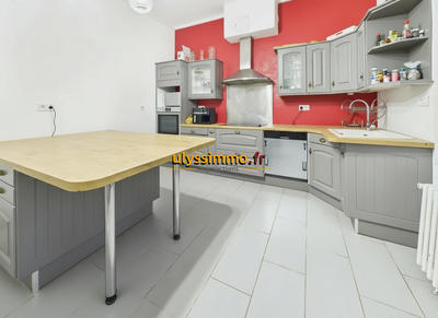 Maison traditionnelle - 114 m² - 5 pièces