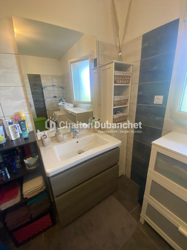 Maison - 99 m² - 4 pièces