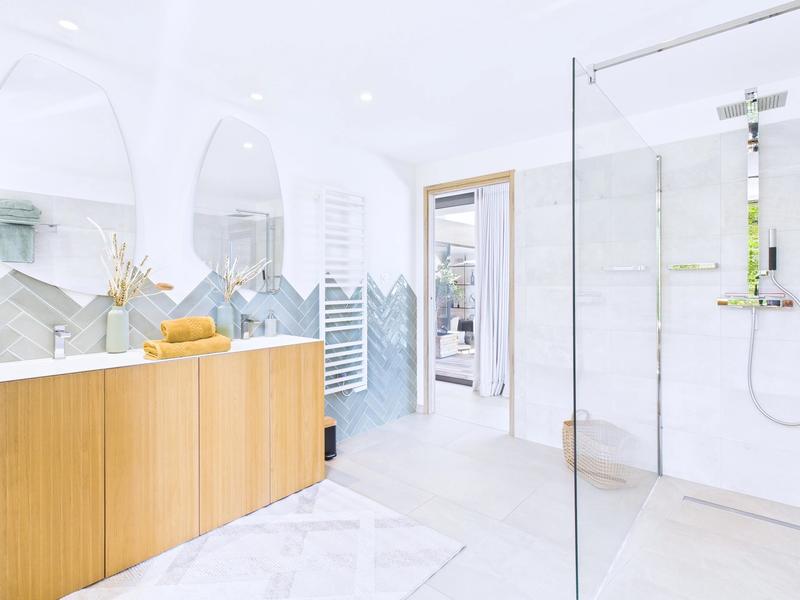 Villa - 200 m² - 6 pièces