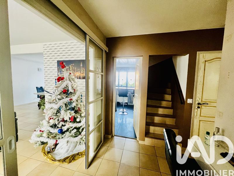 Maison - 139 m² - 6 pièces