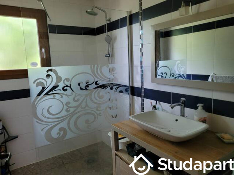 Chambre - 15 m² - 1 pièce