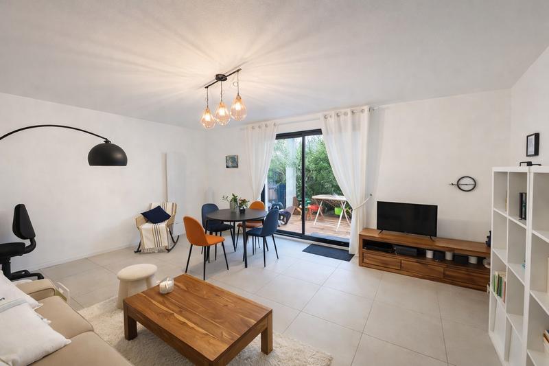 Appartement - 70 m² - 4 pièces